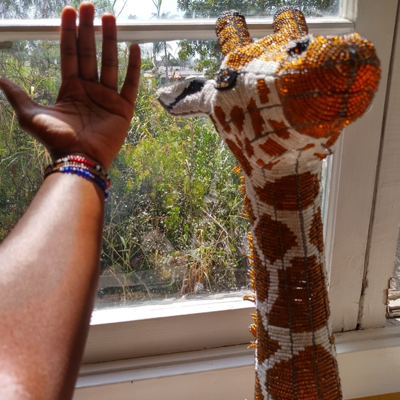 Beaded & Handcrafted Giraffe Head - Picture 4 of 10